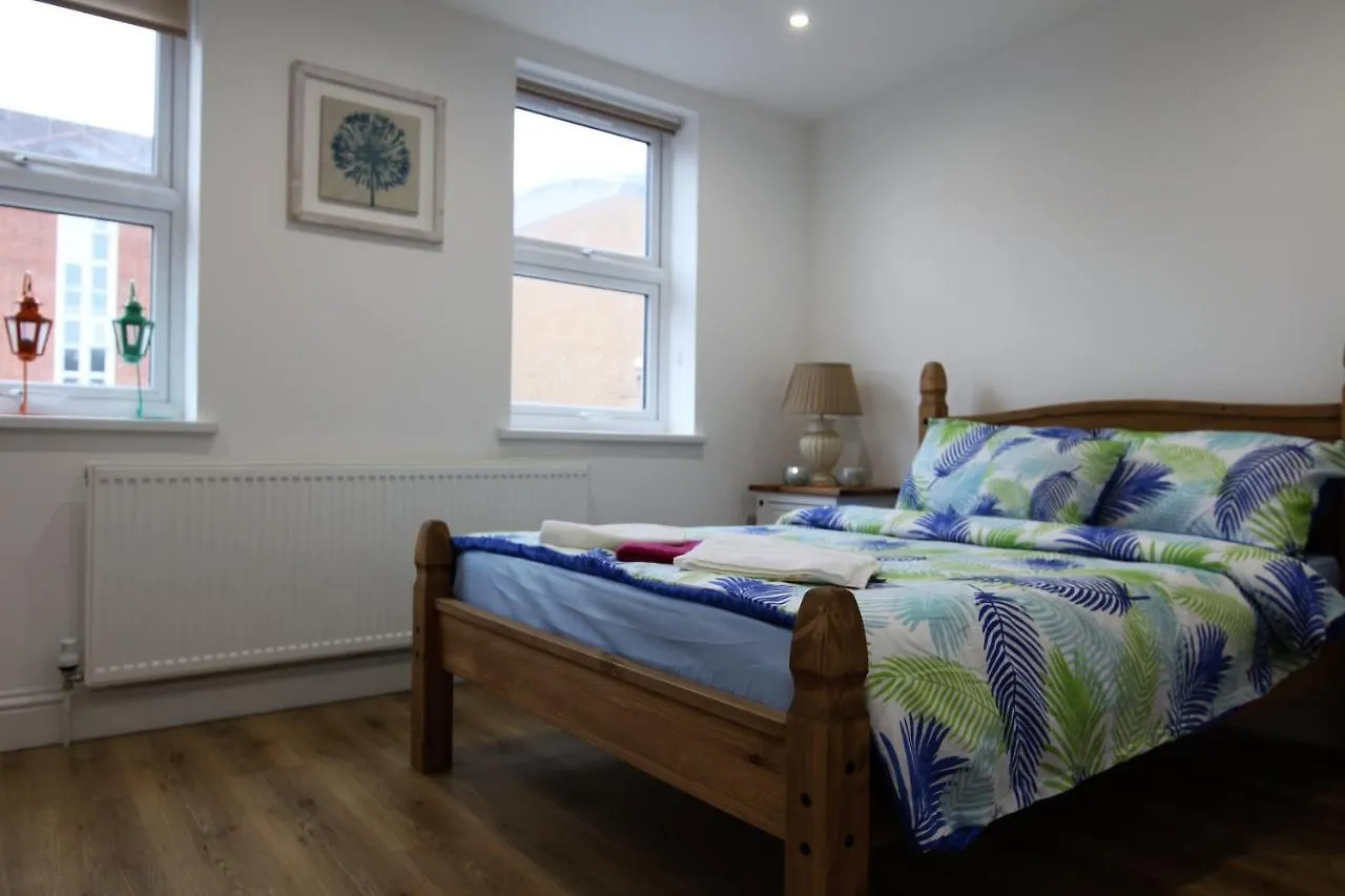 Modern 2 Bedroom Apartment In The Heart Of Greenwich London