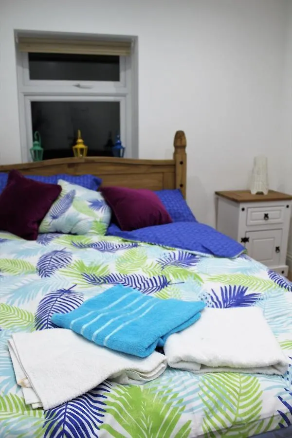 Modern 2 Bedroom Apartment In The Heart Of Greenwich London